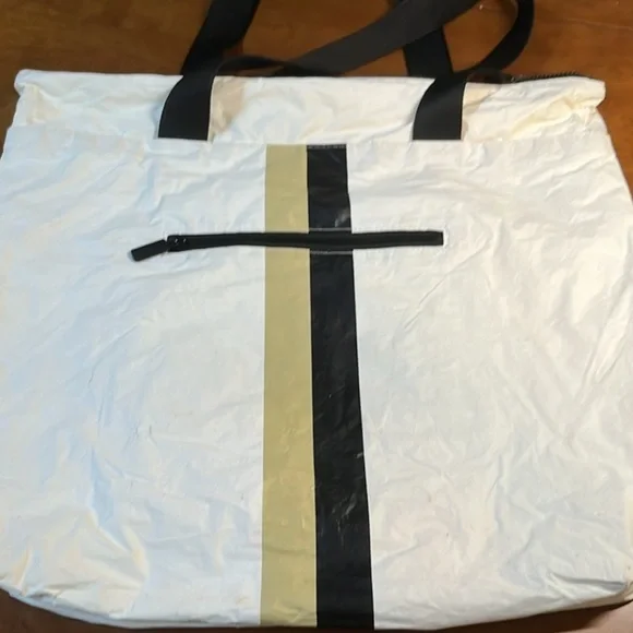 ALOHA Collection Day Tripper Tote - Picture 2 of 7